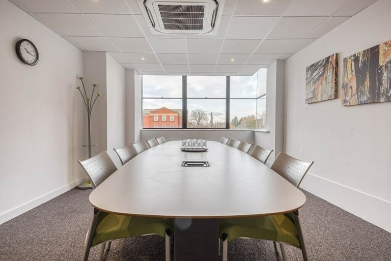 Gloucester - GL1 3AJ, Access professional coworking space in Regus Conway House