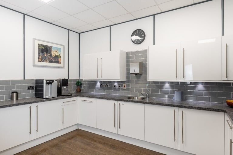 Edinburgh - EH2 2ER, Your private office 2 desk to rent at Princes Street