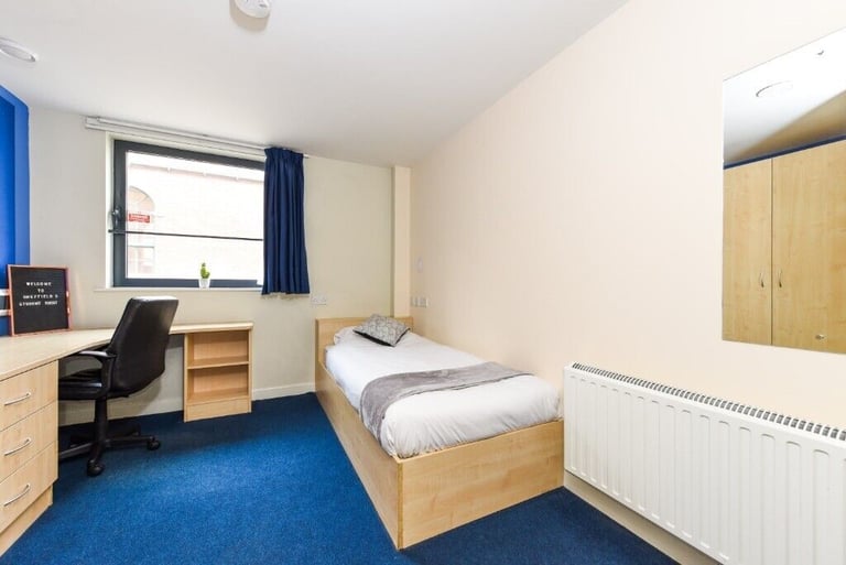 STUDENT ROOM TO RENT IN SHEFFIELD, A STUNNING BRONZE ENSUITE WITH SINGLE BED AND COMMUNAL