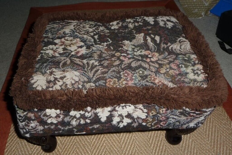 image for ANTIQUE REPRO FOOTSTOOL 35x27x20 cms in vgc. - SEE 5 PICS
