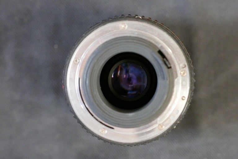 VINTAGE PENTAX 28-80 ZOOM LENS. Excellent condition.