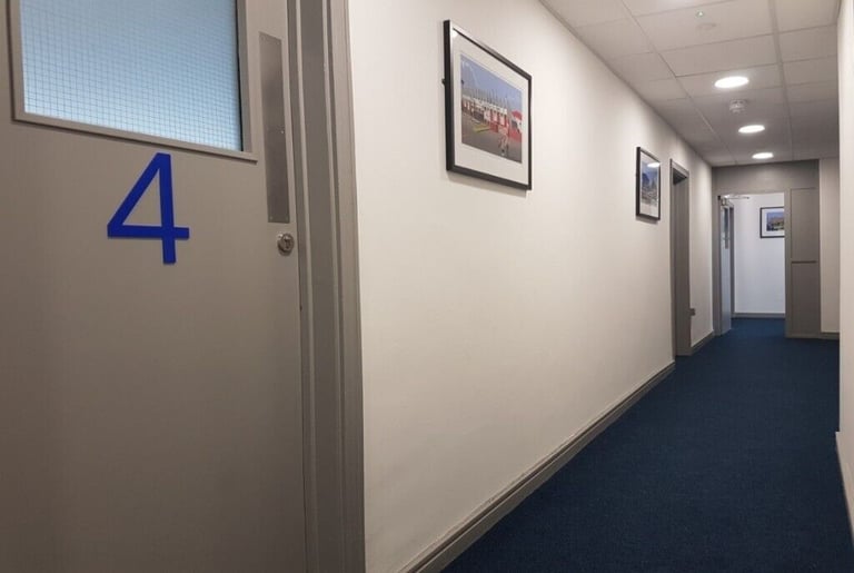 🏢 Private Offices in Darnall – Available Now!