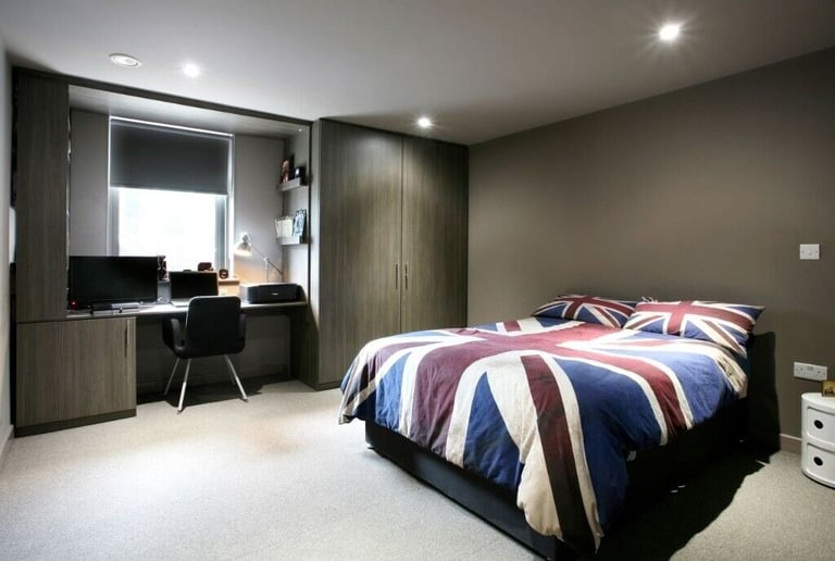 STUDENT ROOMS TO RENT IN SHEFFIELD. 6 BED ENSUITE WITH 3/4 DOUBLE BED, PRIVATE BATHROOM, STUDY SPACE