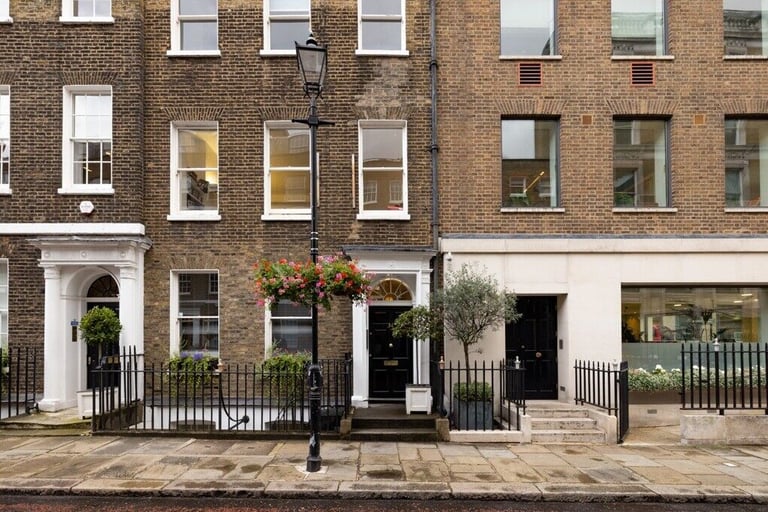 Townhouse Office Available on Ely Place, Farringdon, Chancery Lane, Holborn, EC1