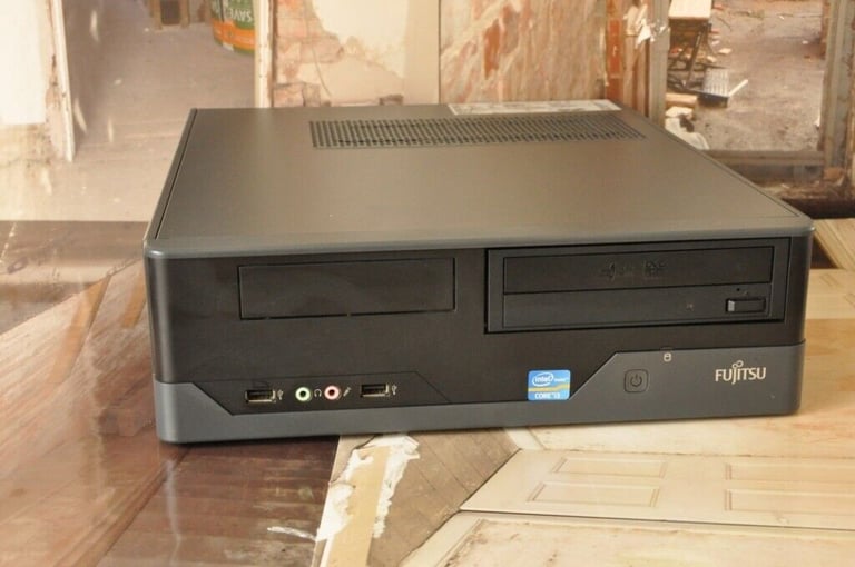 image for Fujitsu Esprimo E400 E85+, 500GB HDD, i3 (2nd gen), 8GB DDR3 RAM, Win10 Pro, Libre Office