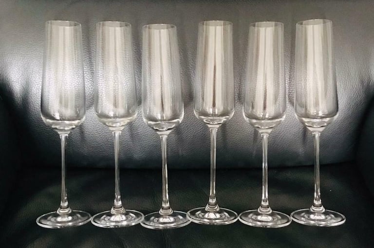 image for Six Long Stem Champagne Flutes 