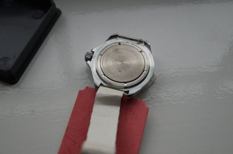 Wostok Komandirskie manual wind mechanical wristwatch - Tank divisions - new old - cal 2414 - '90s