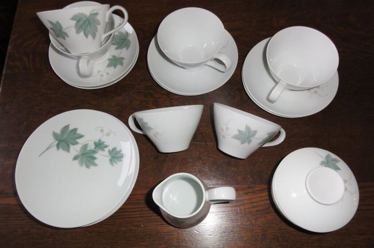 Noritake Wild Ivy bone china Tea/coffee set, '60s Vintage, 6 cups, saucers, plates, milk & sugar