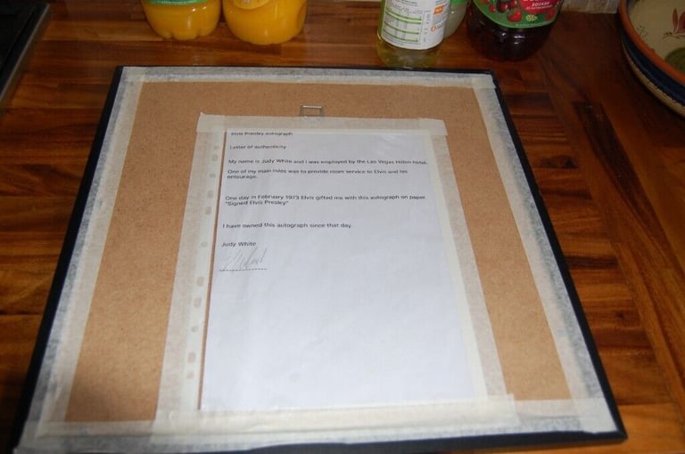 Elvis Presley signed autograph 