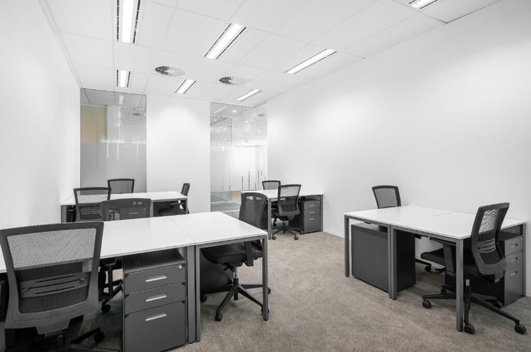 Manchester - M20 2YY, Open plan 2690 sqft serviced office to rent at Adamson House