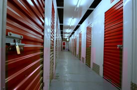 SELF STORAGE UNITS FOR STUDENTS, BUSINESS/PERSONAL USE. FREE VAN AND DRIVER.