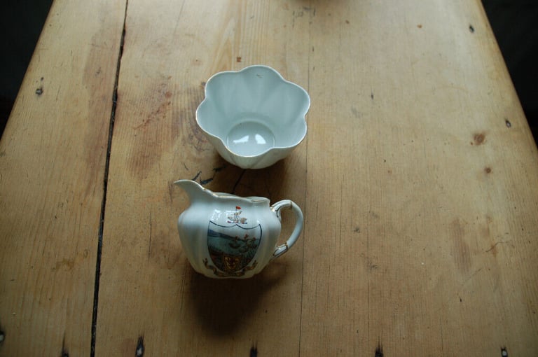  Vintage Shelley Largs crested dainty small bowl and jug