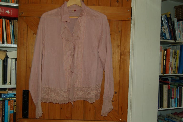  7 Seven pink long sleeved blouse with frills size 14/16 