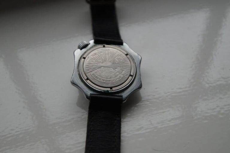 Wostok Admiralskie manual wind mechanical wristwatch -  Russia - Vintage- Quirky case