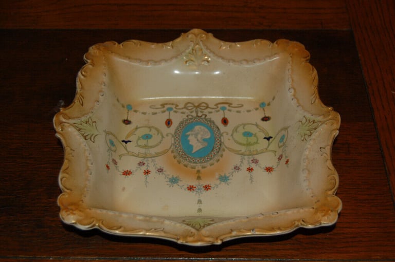 image for Vintage Athene Border 622418 W Adams Tunstable cameo picture in centre approx 1913-17