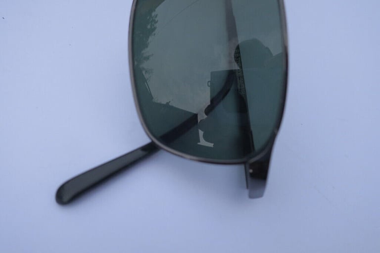Ray Ban sunglasses  unisex for Men / Women