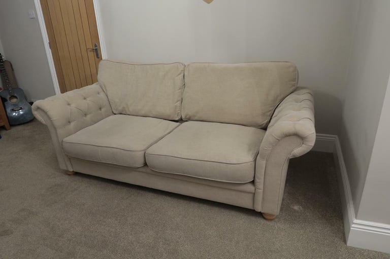 Sofaworks Ellen 3 Seater Soft In Excellent Condition