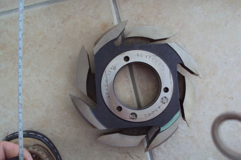 Wadkin 4 cutter heads - planing heads in box