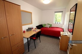 8 bedroom flat in Columbia Lodge, Southampton, SO16 (8 bed) (#1542399)