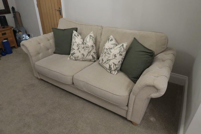 Sofaworks Ellen 3 Seater Soft In Excellent Condition