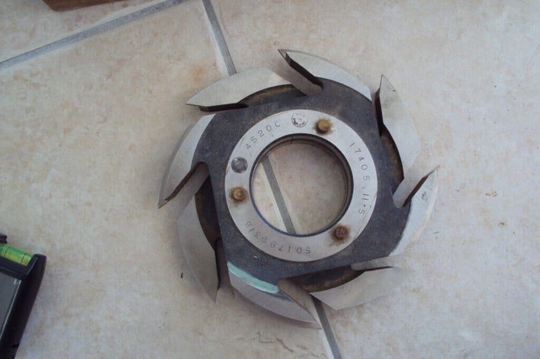 Wadkin 4 cutter heads - planing heads in box