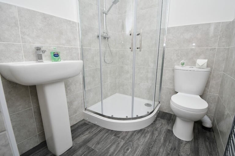 Huddersfield 4 Bed High Spec HMO For Sale Immaculate Throughout Returns in Excess of 30% PA