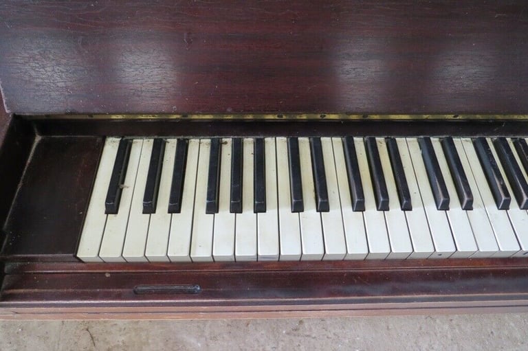Weber Upright Piano London (Lyon & Hall Ltd Brighton & Hove)