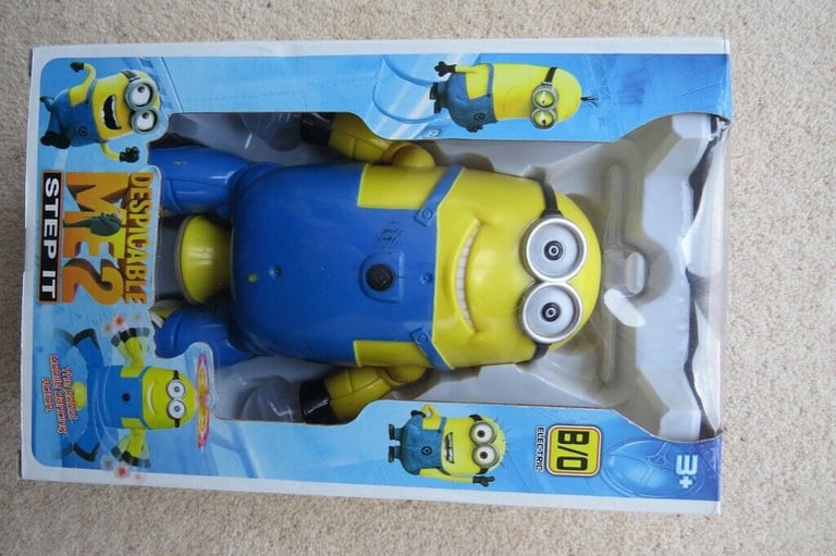 image for Despicable Me 2 Musical Dancing Robot with Lights, Age 3+
