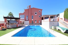 Mijas Spain 6 Bedroomed Spanish Villa with pool