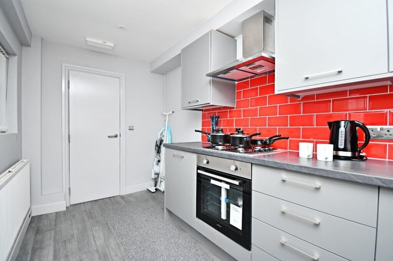 Exclusive 3 Bed HMO in Burnley Returns in Excess of 75% PA!!