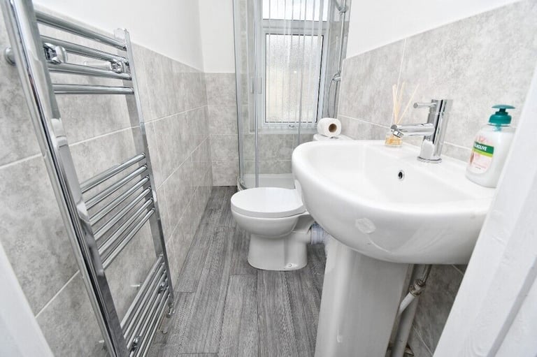 Superb 4 bed HMO in Stoke Immaculate Throughout Perfect For Students Net Returns 16.18% PA