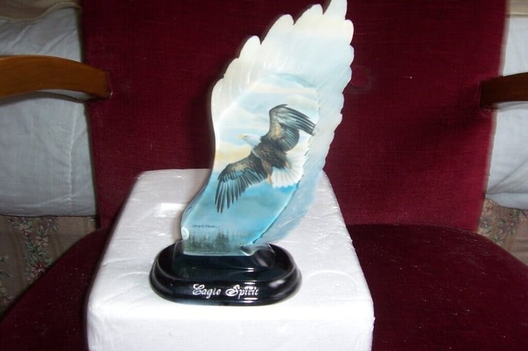 On Eagle 🦅 Wings Collection By Larry Martin.