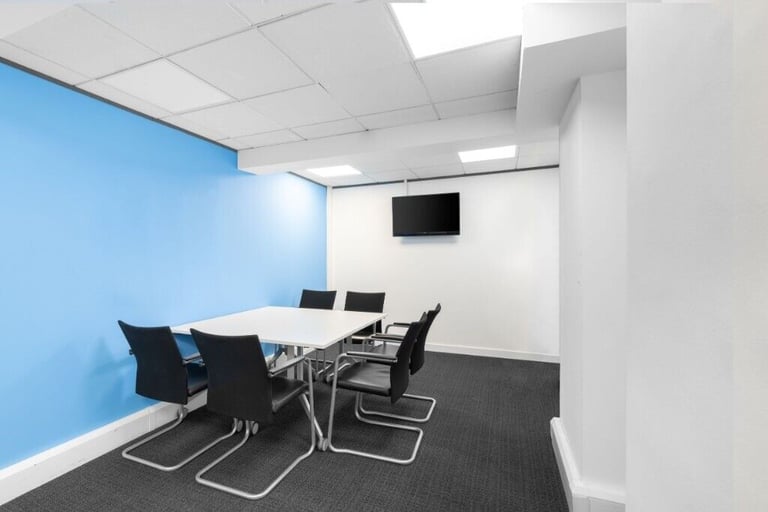 Edinburgh - EH2 2ER, Your private office 1 desk to rent at Princes Street