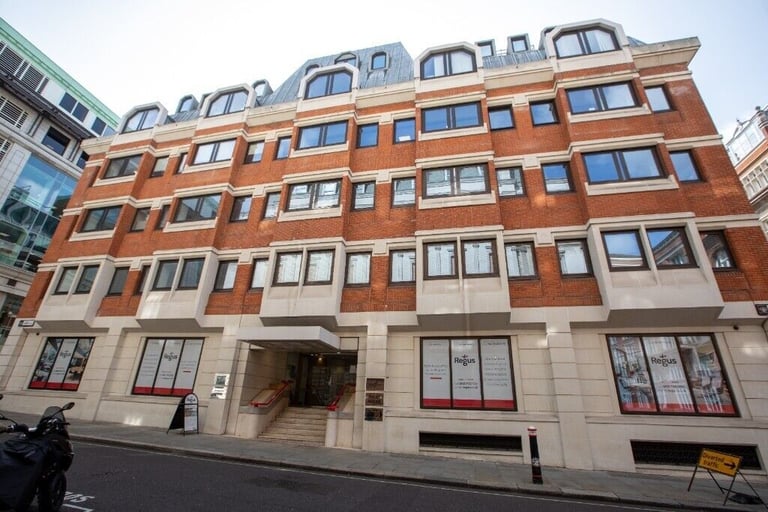 London - EC4Y 0AB, Your Open plan office 15 desk to rent at Blackfriars
