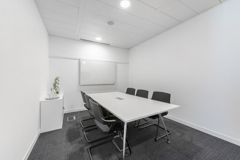 Manchester - M3 3HF, Furnished private office space for up to 10 desks at 3 Hardman Street