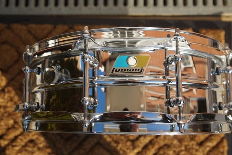 image for Ludwig 400B seamless brass snare drum 14 x 5 - USA - B & O - '98 - Tube lugs