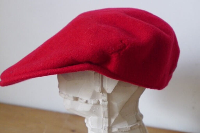 image for VINTAGE 1990s Red KANGOL 504 Wool Flat Cap Beret News Boy Hat. Lovely condition. Worn very briefly.
