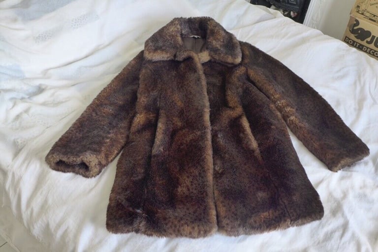 M&S Marks & Spencer faux fur short coat / long jacket. Size 12. As new. Worn only a couple of times.