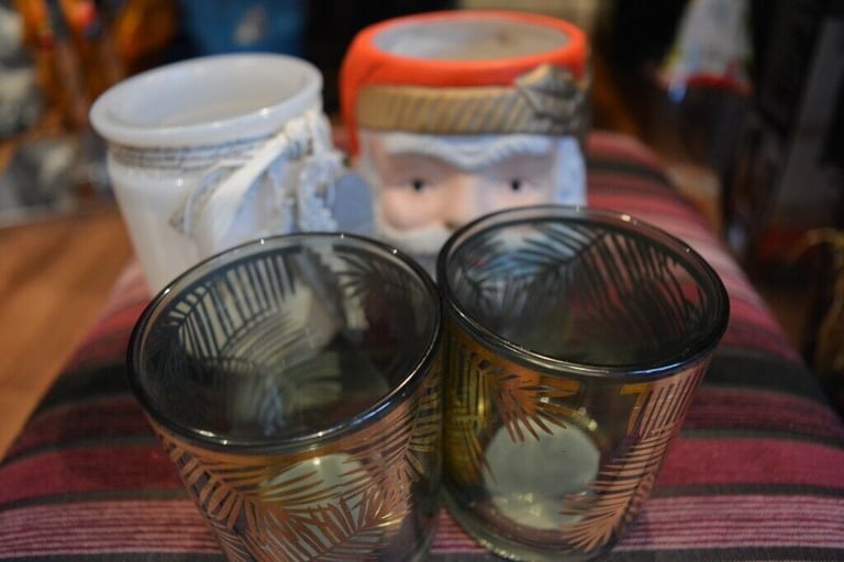 image for 4 CHRISTMAS CANDLE HOLDERS, 2 NEW