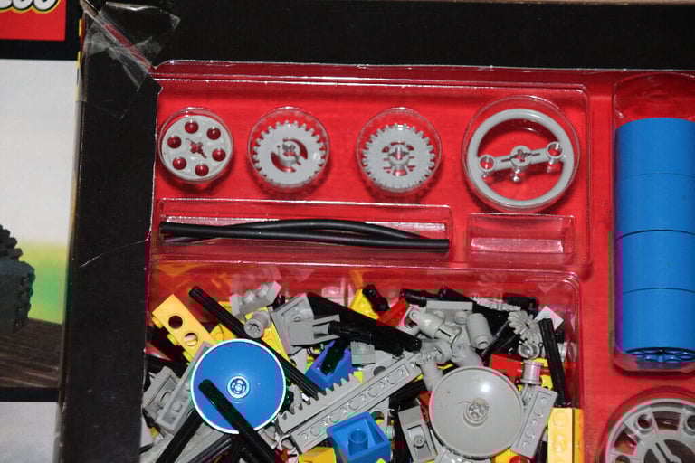 Lego Technic 8849 Tractor - Vintage set, rare, with instructions & box