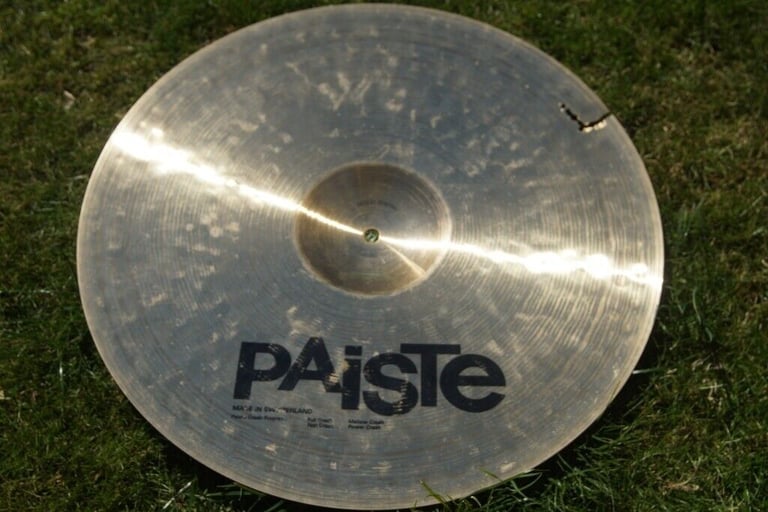 Paiste Signature 18 inch mellow Crash cymbal - '89 - 1315g - Vintage