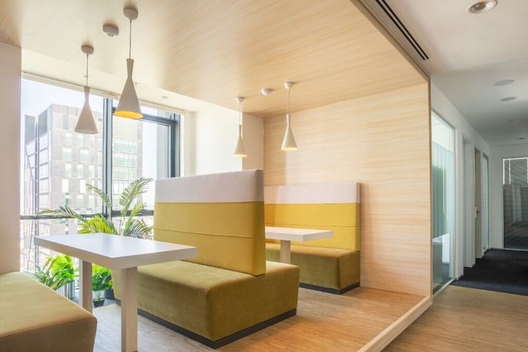 Maidenhead - SL6 1BU, Flexible coworking memberships in Regus Station