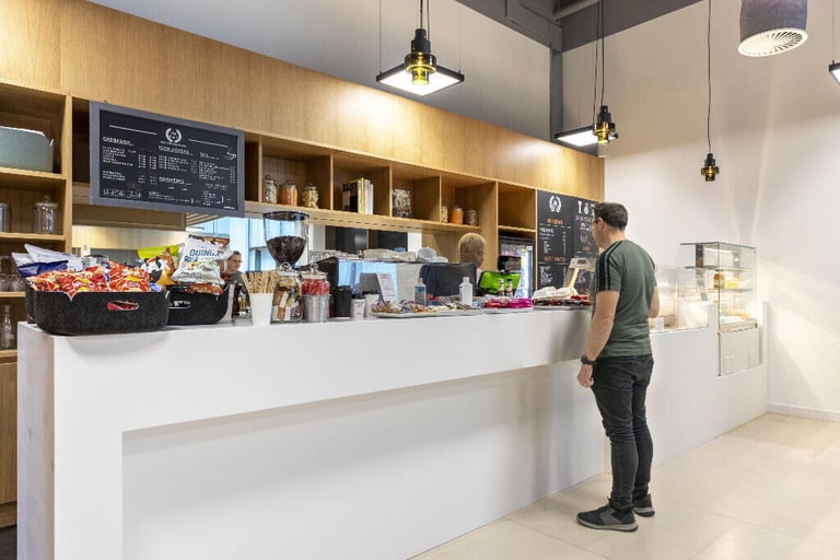 Milton Keynes - MK9 1FH, Book a reserved coworking spot in Spaces Avebury Boulevard