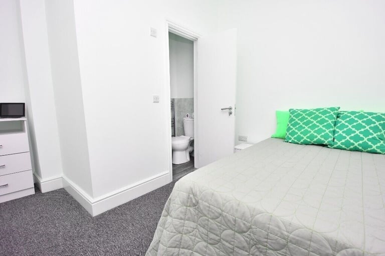 Exclusive 3 Bed HMO in Burnley Returns in Excess of 75% PA!!