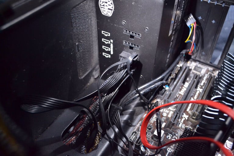 Gaming PC guts... 6 core FX 6300 8GB RAM 60GB SSD bare bones