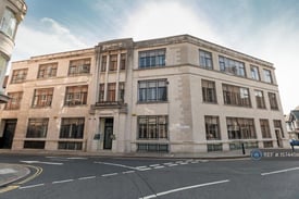 1 bedroom flat in Hounds Gate House, Nottingham, NG1 (1 bed) (#1574458)