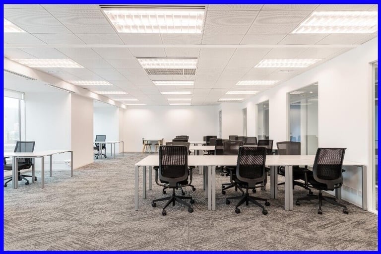 Altrincham – WA14 4DZ, Ready-to-use open plan office space for 10 people in Regus Altrincham