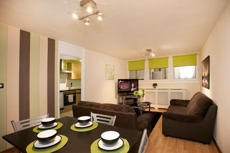 Student Accommodation Short Let - 2 Bed Apartment inside Victoria Centre Mall by Trent University