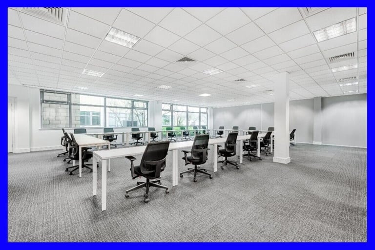 Camberley - GU16 7ER, Open plan office space for 15 people at Quatro House