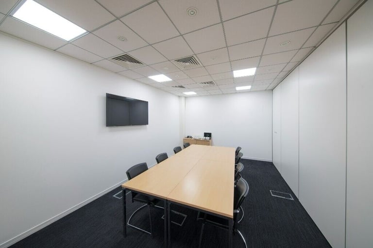 Swindon - SN5 6QR, 5 Desk private office available at Windmill Hill Business Park 